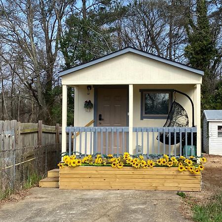 Your Own Cozy Tiny Home Austell Kültér fotó