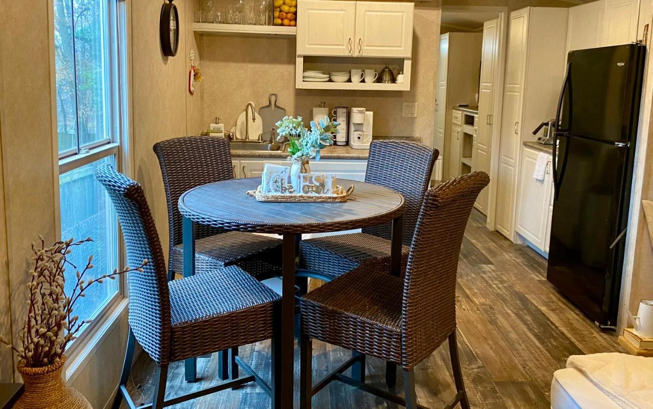 Your Own Cozy Tiny Home Austell Kültér fotó